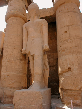 Statuen am Luxor Tempel