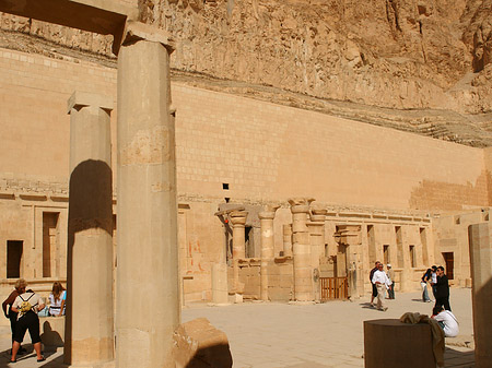 Foto Eingang zu Tempel der Hatschepsut