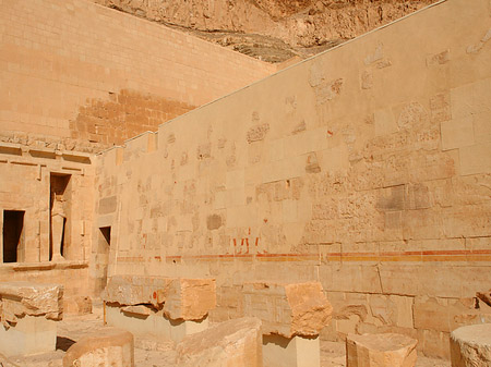 Foto Eingang zu Tempel der Hatschepsut - 